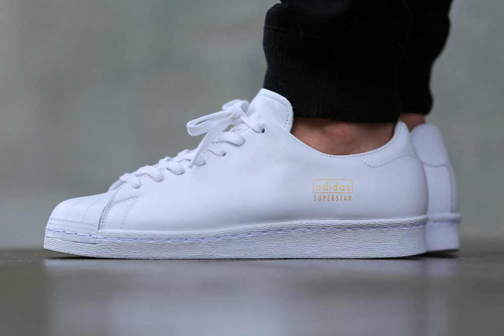 how to clean white sneakers leather