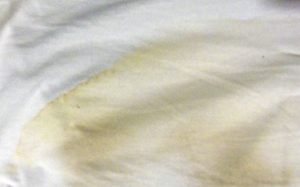 How to Remove Yellow Stains From White Shirts