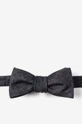 Intrigue Black Batwing Bow Tie Photo (0)